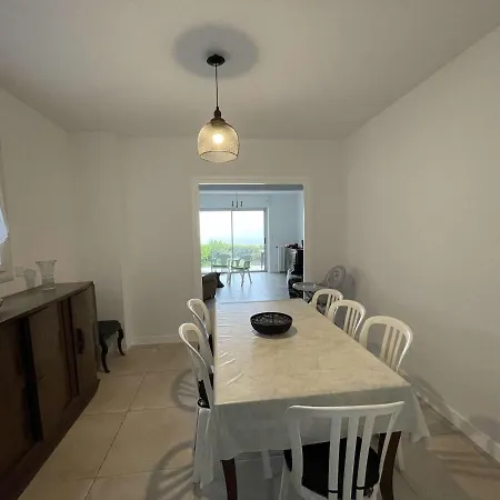 Maison Face Mer Avec Grande Terrasse, Studio Independant Et Parking Prive - Plage Du Pigeonnier - Fr-1-494-166 Holiday home *
